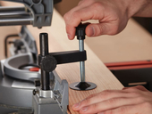 Торцовочная пила BLACK+DECKER BES710