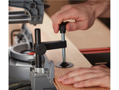 Торцовочная пила BLACK+DECKER BES700